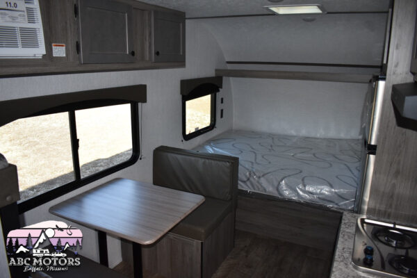 Sunset Park RV Sun Lite - 19BH Floorplan - Travel Trailer RV - 21 ft - 2024 Edition - Image 2