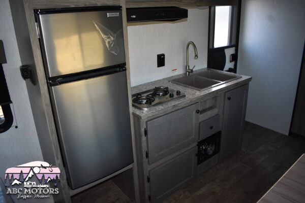 Sunset Park RV Sun Lite - 19BH Floorplan - Travel Trailer RV - 21 ft - 2024 Edition - Image 5