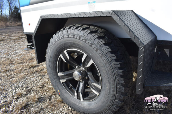 Bontrager Compact - 10ROK Floorplan - Travel Trailer Tear Drop RV - 13 ft - 2025 Edition - Image 9