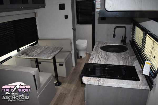 Forest River Ozark - 1660FQX Floorplan - Travel Trailer RV - 22 ft - 2024 Edition - Image 2