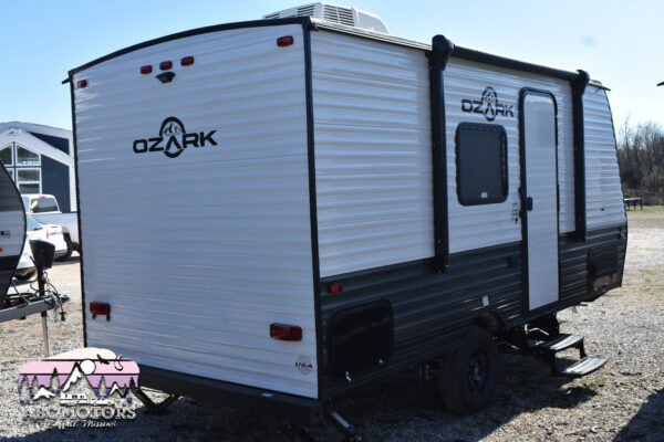 Forest River Ozark - 1610RBLE Floorplan - Travel Trailer RV - 20 ft - 2024 Edition - Image 4