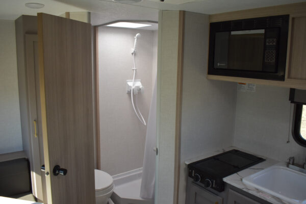 KZ RV Sportsmen Classic - 130BH Floorplan - Travel Trailer - 17 ft - 2025 Edition - Image 10