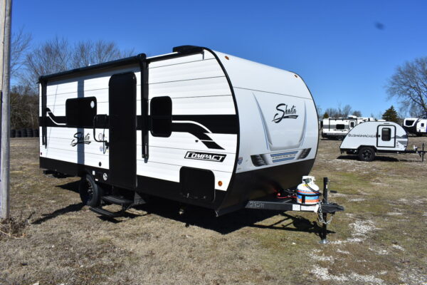 Forest River Shasta Oasis Compact - 18FQ Floorplan - Travel Trailer RV - 23 ft - 2025 Edition - Image 28