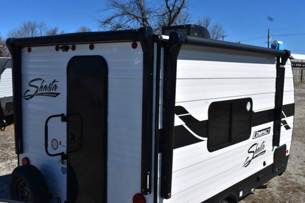 Forest River Shasta Oasis Compact - 16BH Floorplan - Travel Trailer RV - 17 ft - 2025 Edition - Image 25