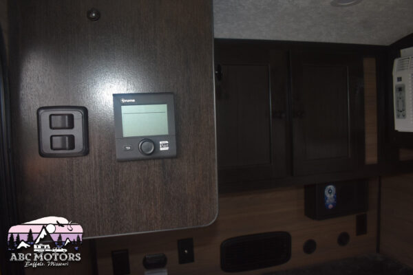 Braxton Creek Bushwhacker - 10HD Floorplan - Travel Trailer RV - 13 ft - 2024 Edition - Image 15