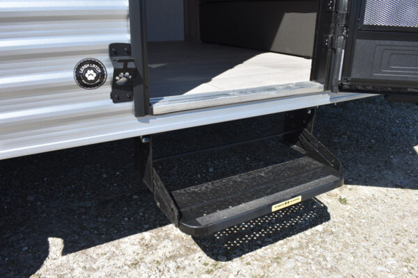 KZ RV Sportsmen Classic - 170MB Floorplan - Travel Trailer - 22 ft - 2025 Edition - Image 16