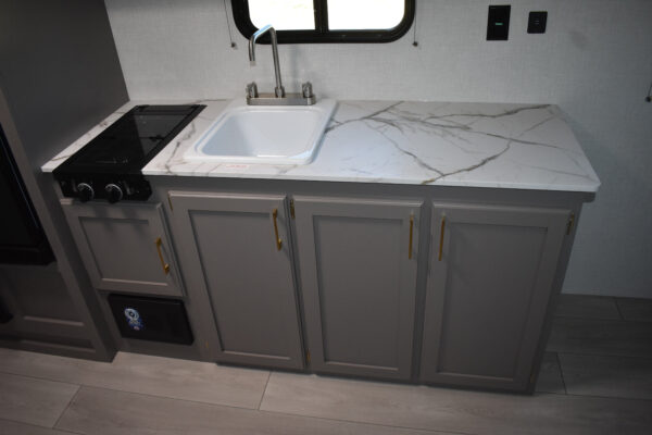 KZ RV Sportsmen Classic - 170MB Floorplan - Travel Trailer - 22 ft - 2025 Edition - Image 4